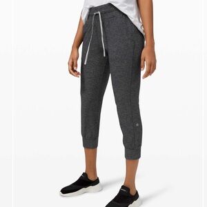 LULULEMON grey Ready to Rulu Jogger Crop